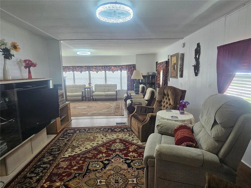 Photo of 225 TARPON LANE