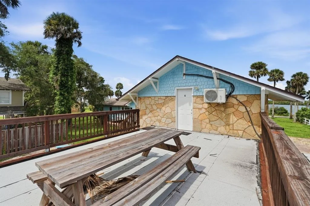 Photo of 5202 RIVERSIDE DRIVE