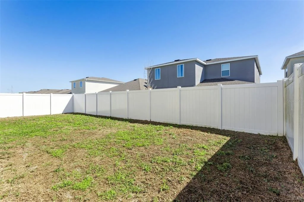 Photo of 1111 LONE PALM WAY