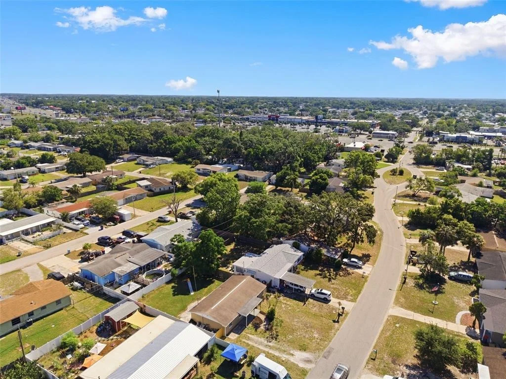Photo of 4327 BEACON SQUARE DRIVE