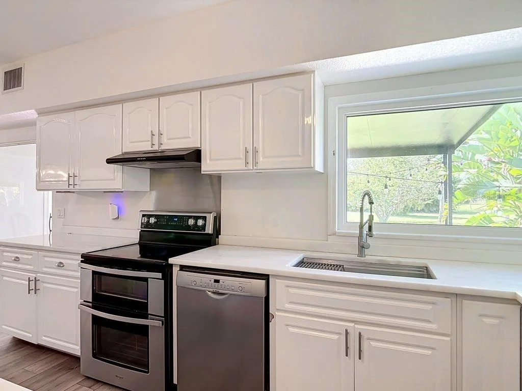Photo of 1409 LAVILLA ROAD