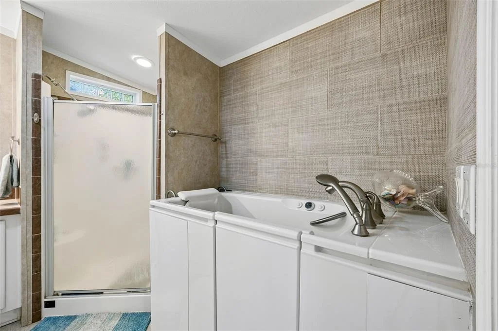 Photo of 334 PARADISE CIRCLE