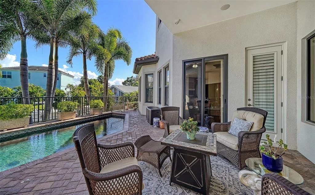 Photo of 1005 BOGEY LANE