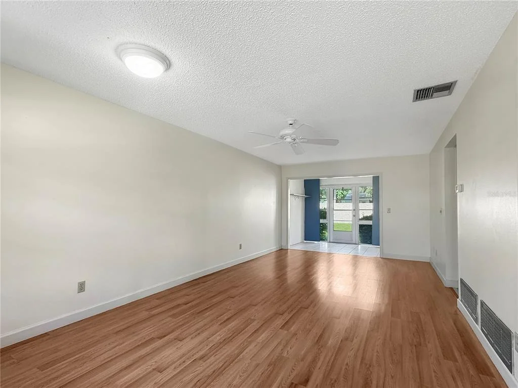 Photo of Unit 2F at 1701 PINEHURST ROAD