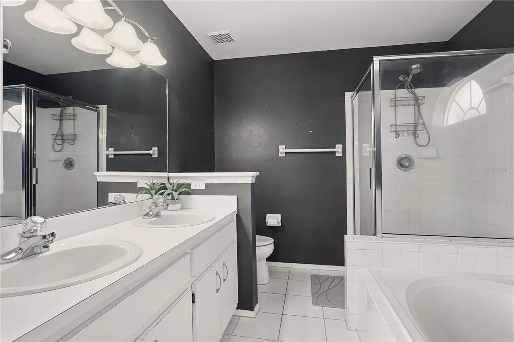 Photo of 412 EMERALD COVE LOOP