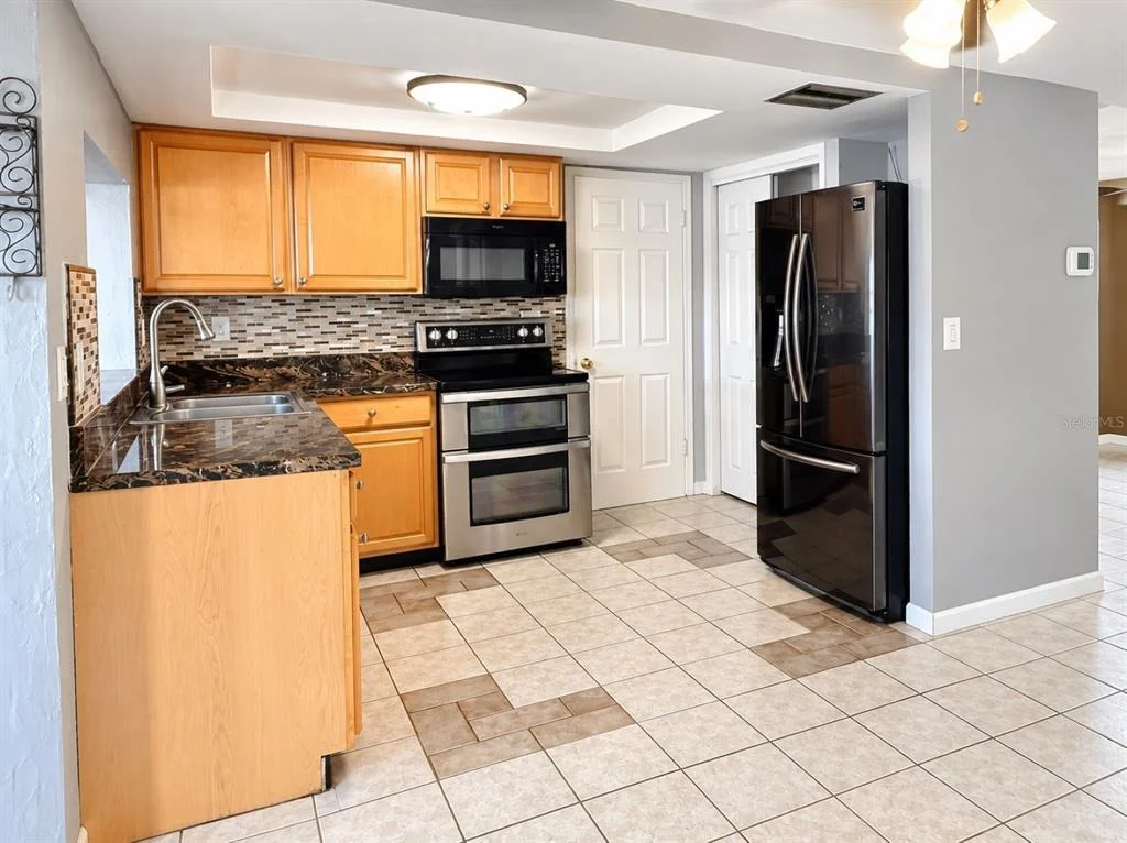 Photo of 3153 MOOG ROAD