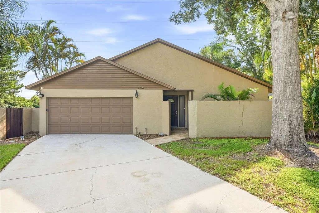 Photo of 664 CHANNING DRIVE