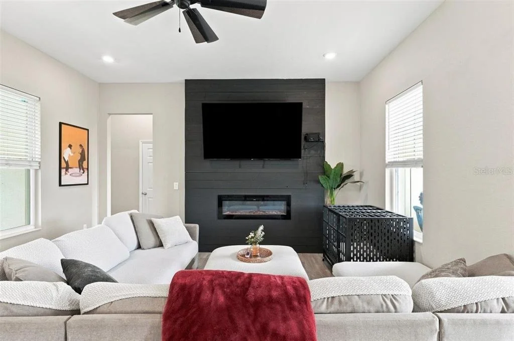 Photo of 795 CROSSTOWER DRIVE