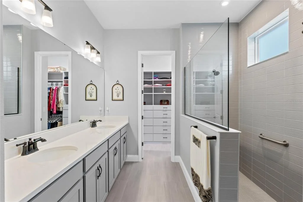 Photo of 6526 CIRCLE ROCK WAY