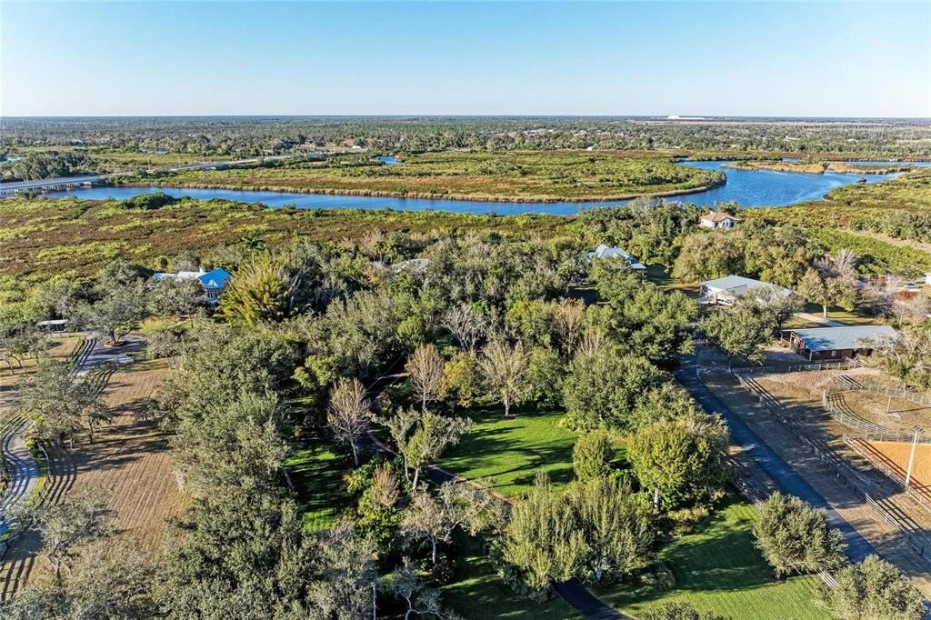 Photo of 39321 WASHINGTON LOOP ROAD