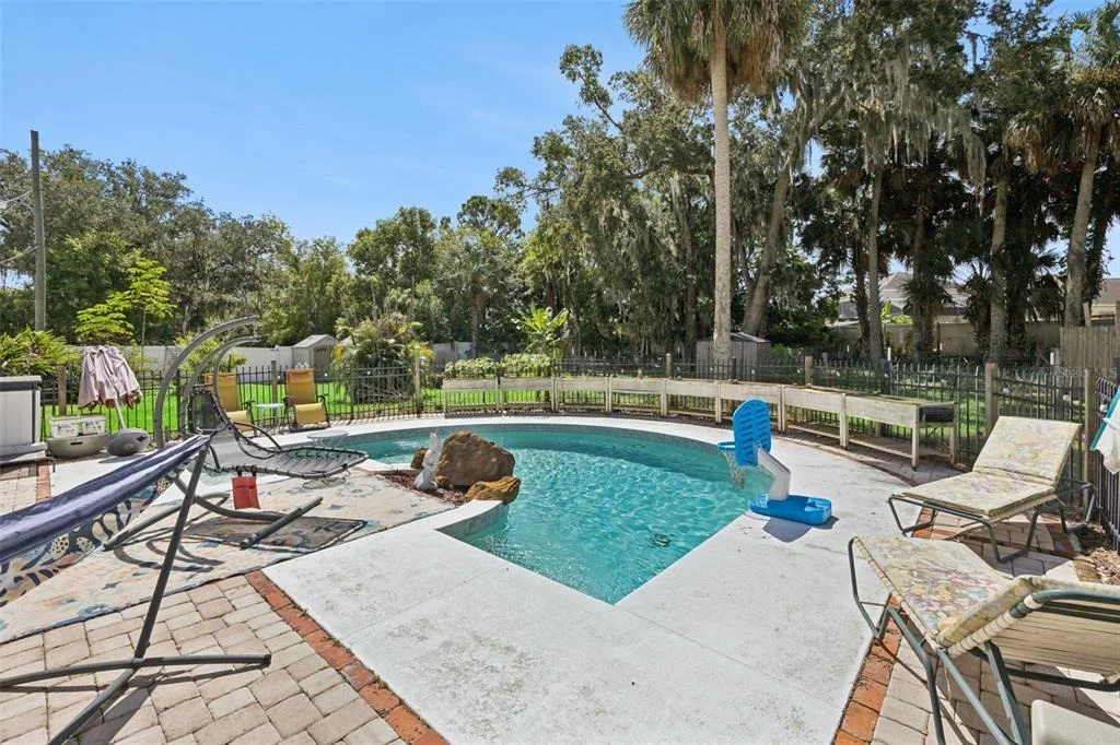 Photo of 2201 CELERY AVENUE