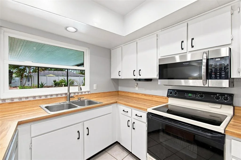 Photo of 3721 SAND PEBBLE DRIVE