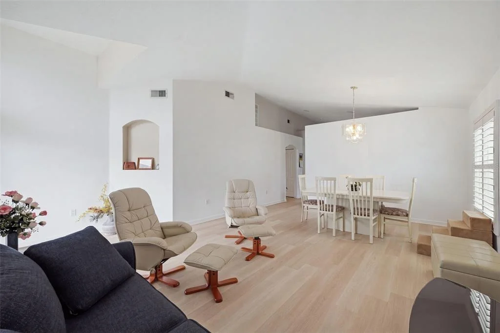 Photo of 1201 DUSTAN PLACE