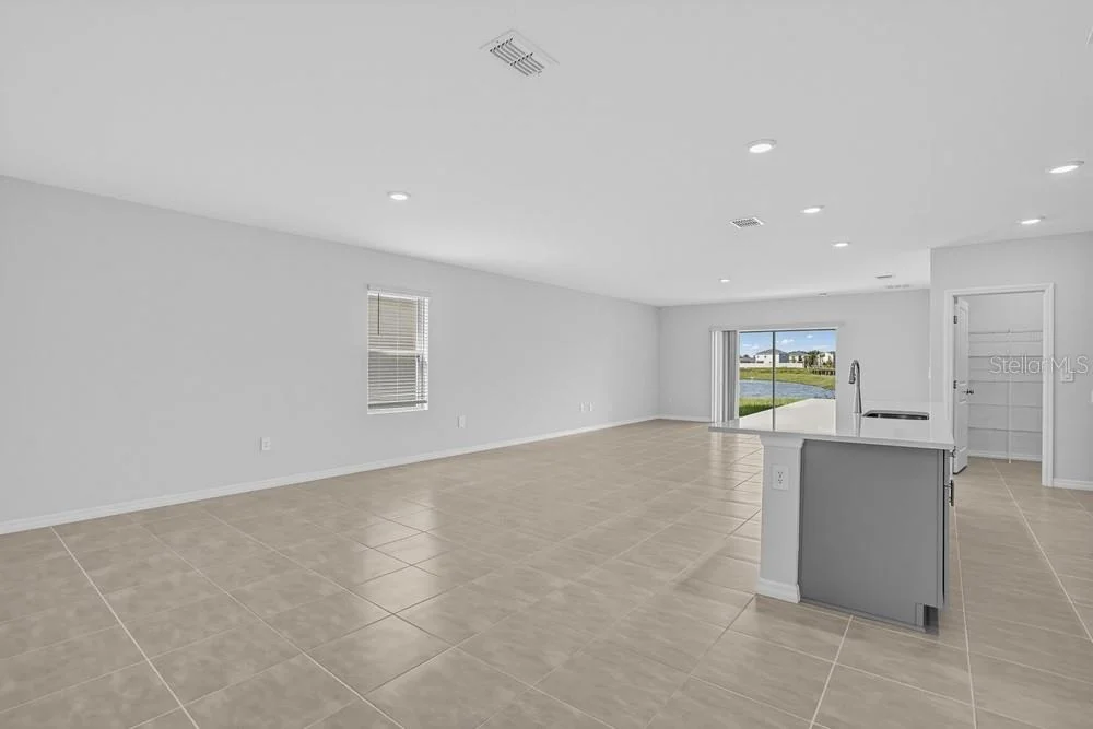Photo of 13321 COMMONS AVENUE