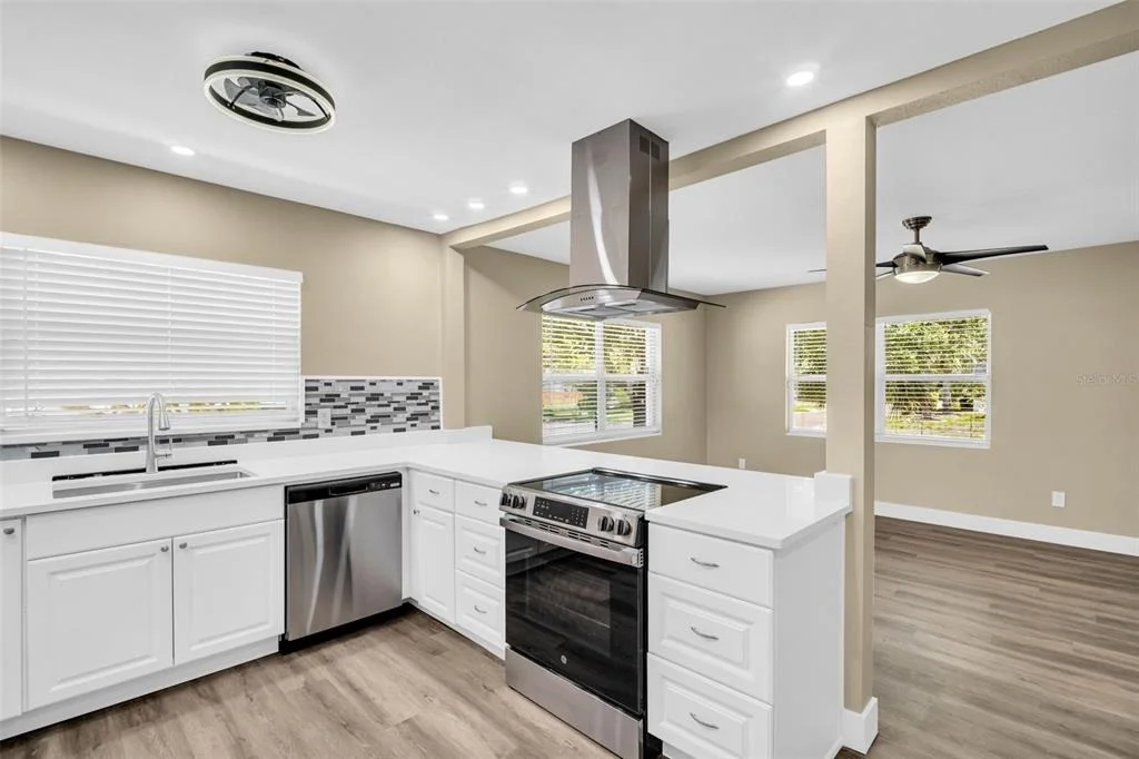Photo of 1001 JASMINE WAY