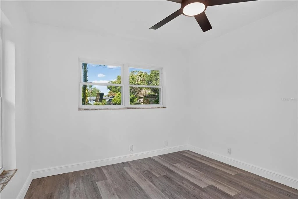 Photo of 1202 ORANOLE ROAD