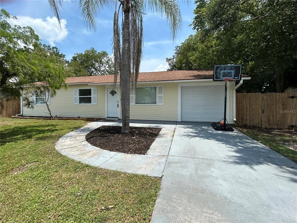 Photo of 3223 UMBRELLA TREE DRIVE