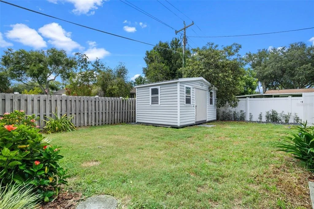 Photo of 2002 FAIRWAY DRIVE