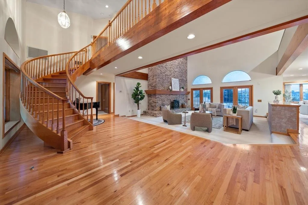 Photo of 220 HARBOR VIEW LANE