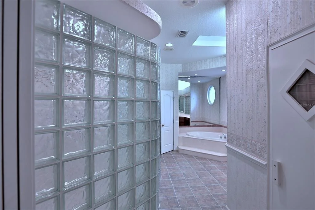 Photo of 500 SE 69TH PLACE