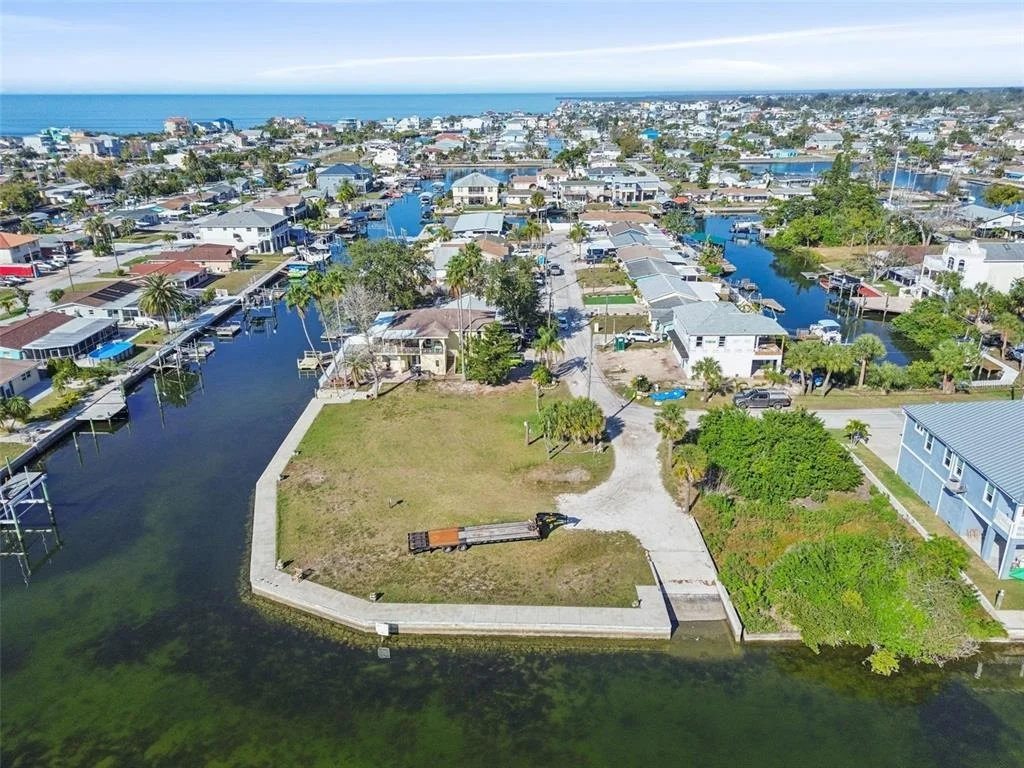 Photo of 6374 BOATYARD DRIVE
