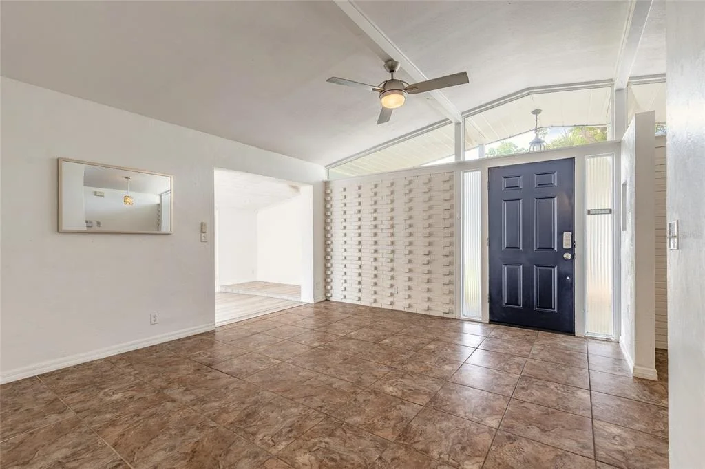 Photo of 304 FOX PLACE