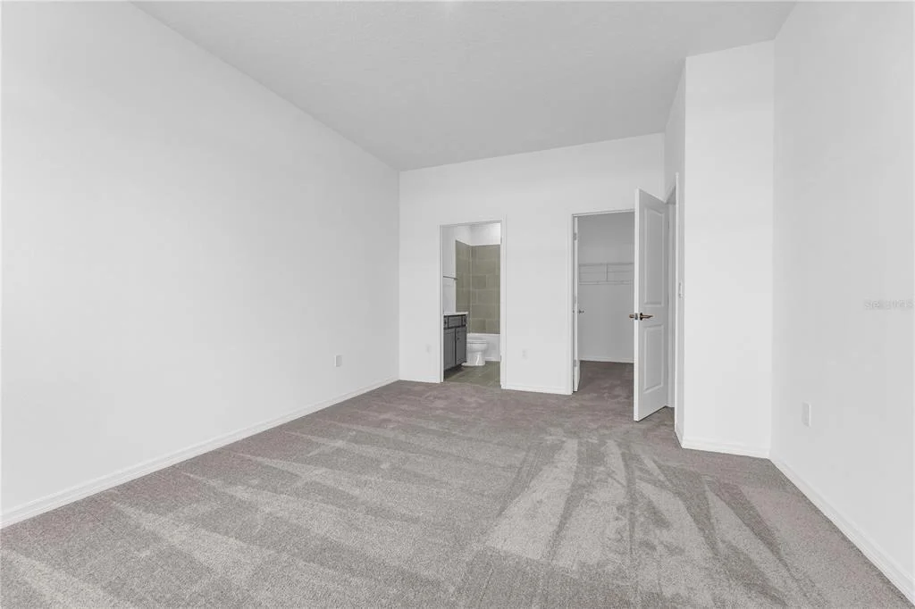 Photo of 1112 BANFF DRIVE NE