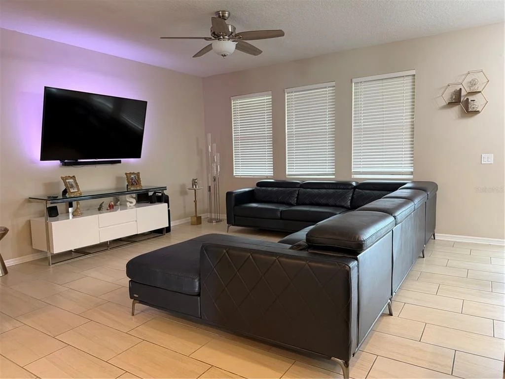 Photo of 1834 CASTLETON DRIVE