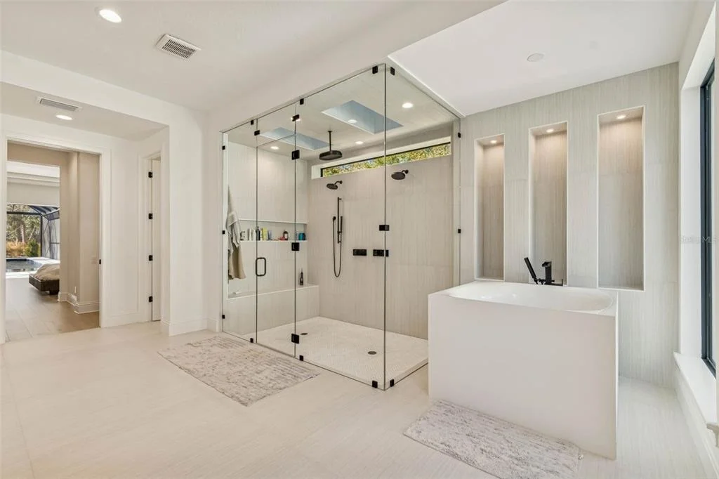Photo of 17720 ROYAL EAGLE LANE