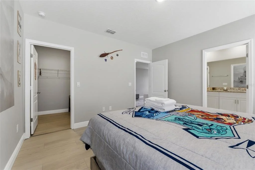 Photo of 7635 OAKMOSS LOOP