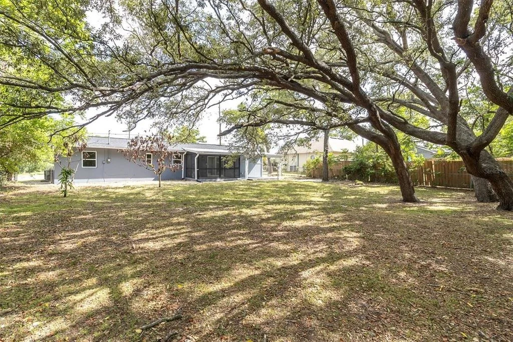 Photo of 7256 PINEHURST DRIVE