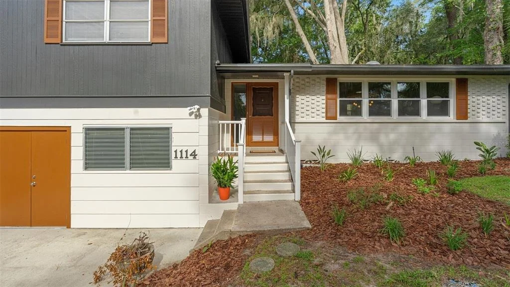 Photo of 1114 NW 36TH DRIVE