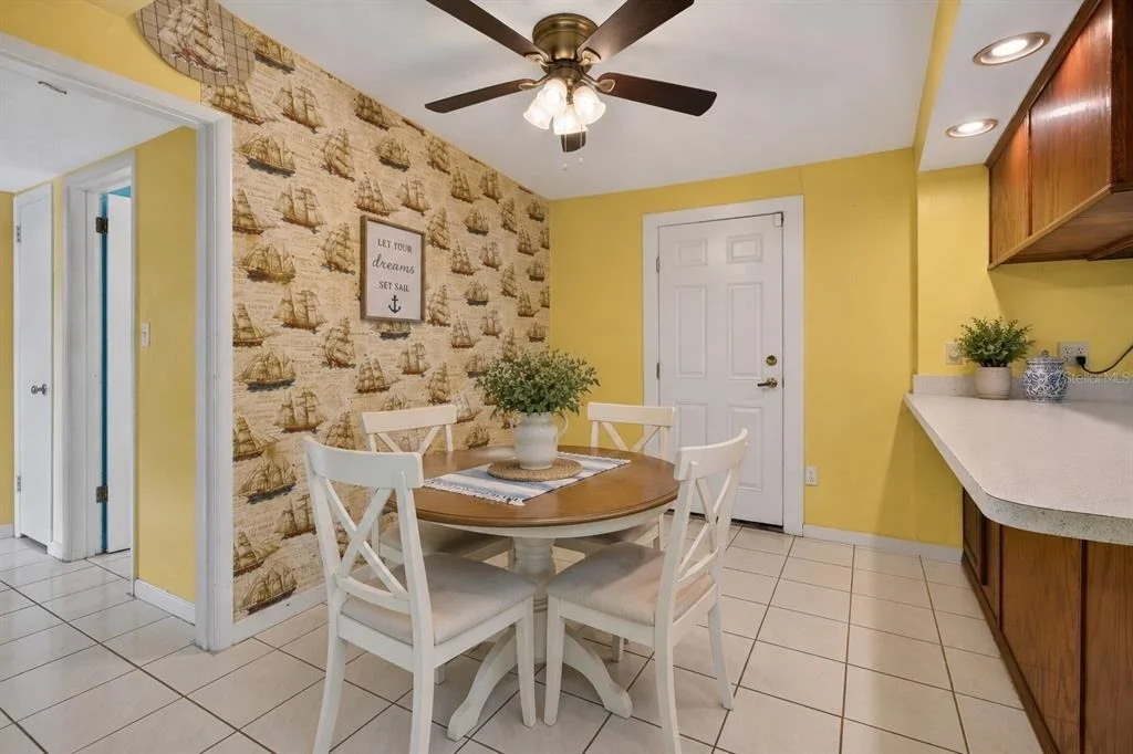Photo of 568 MANOR DRIVE