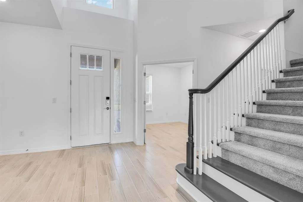 Photo of 846 JUNONIA BOULEVARD