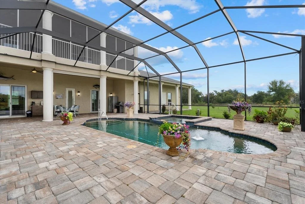 Photo of 520 RYE ROAD NE