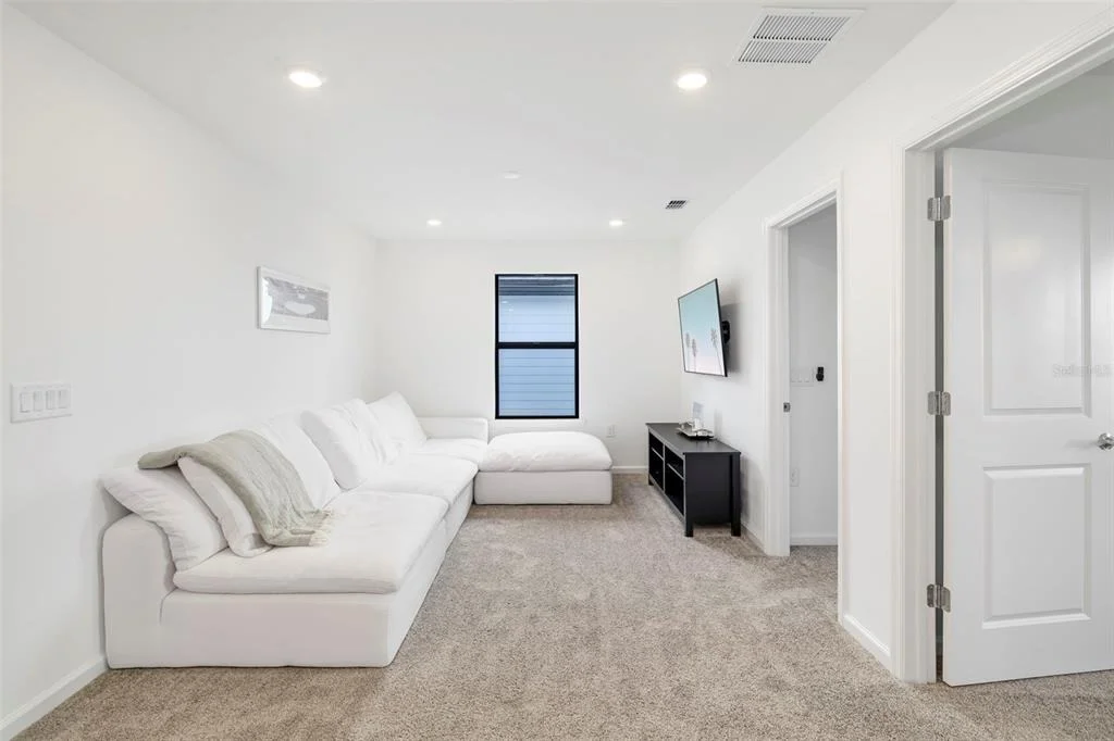 Photo of 5765 SILVERSIDE PINE COURT