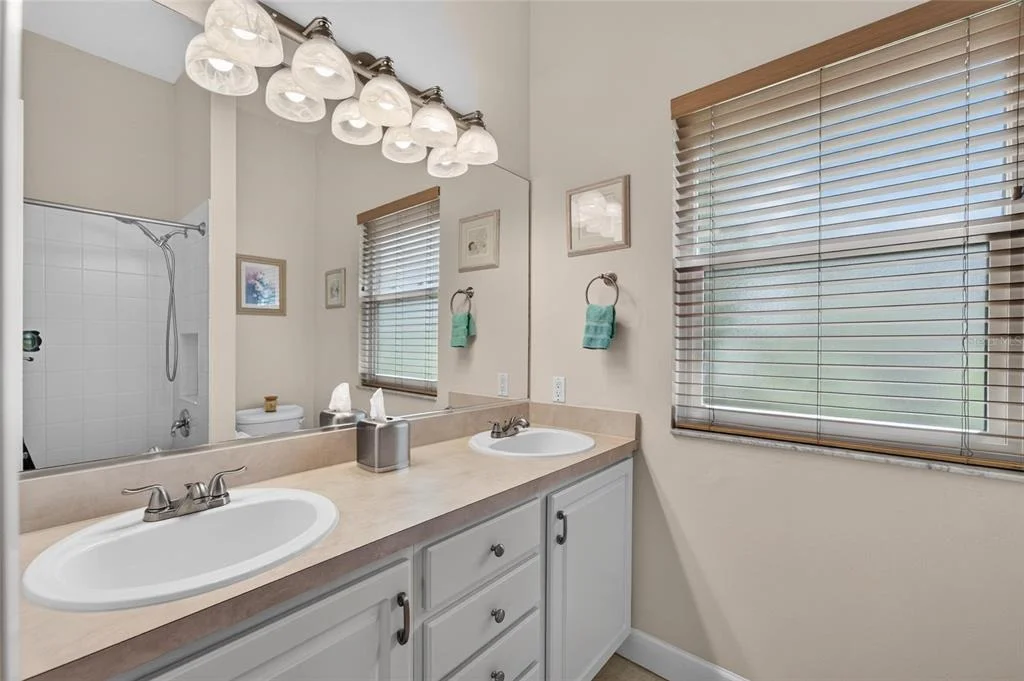 Photo of 534 PLANTERS MANOR WAY