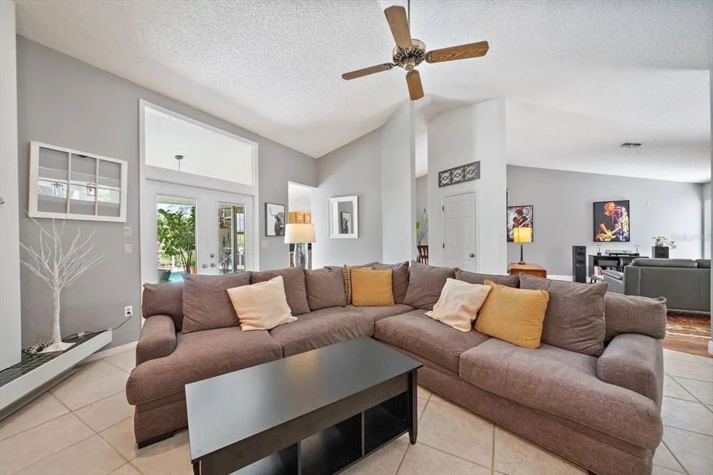 Photo of 4732 MEADOWVIEW CIRCLE