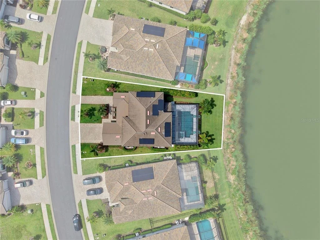 Photo of 17618 POLO TRAIL