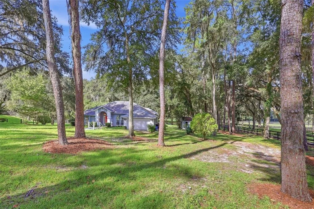 Photo of 8140 NW HIGHWAY 225A