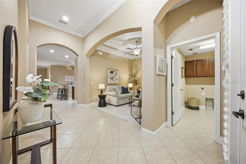 Photo of 2821 DEVONOAK BOULEVARD