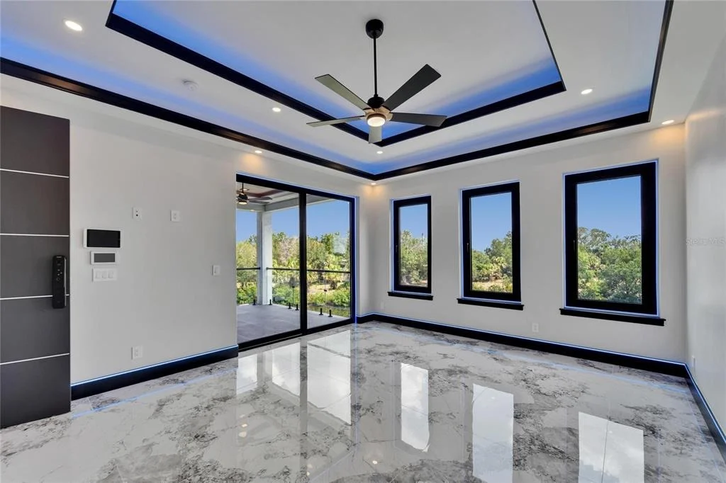 Photo of 6520 SIMONE SHORES CIRCLE