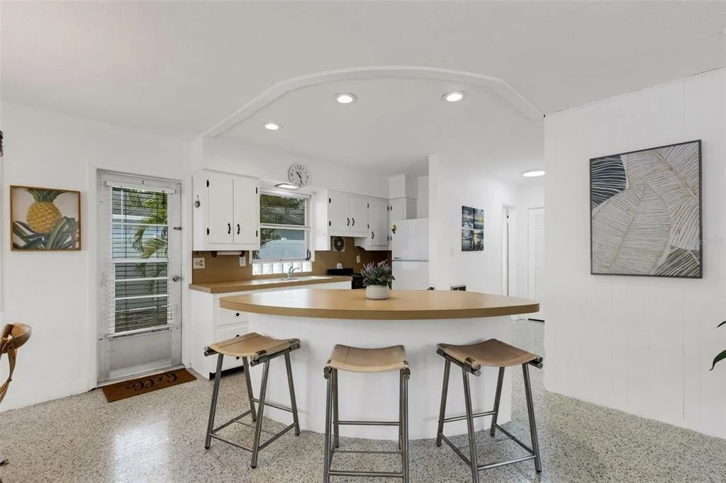 Photo of 531 GRANADA AVENUE