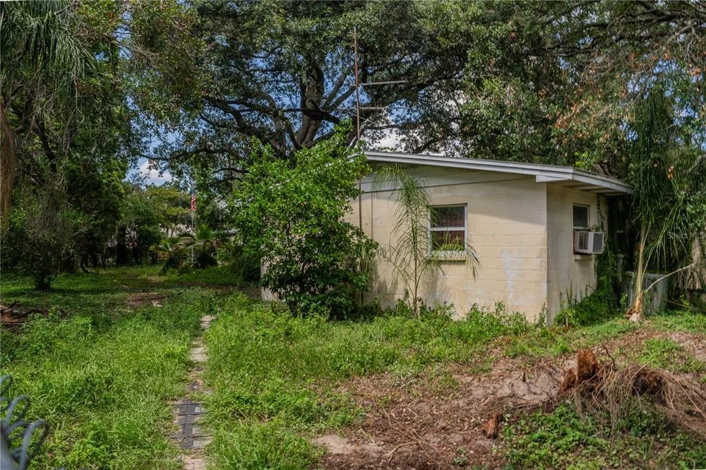 Photo of 441 OVERHILL DRIVE