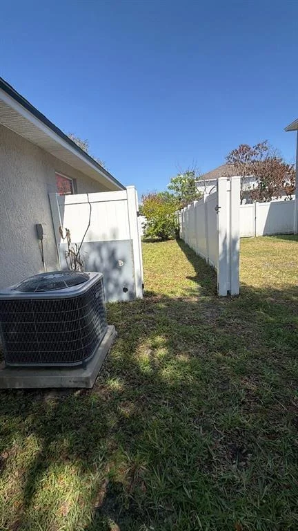 Photo of 735 HURLEY DRIVE