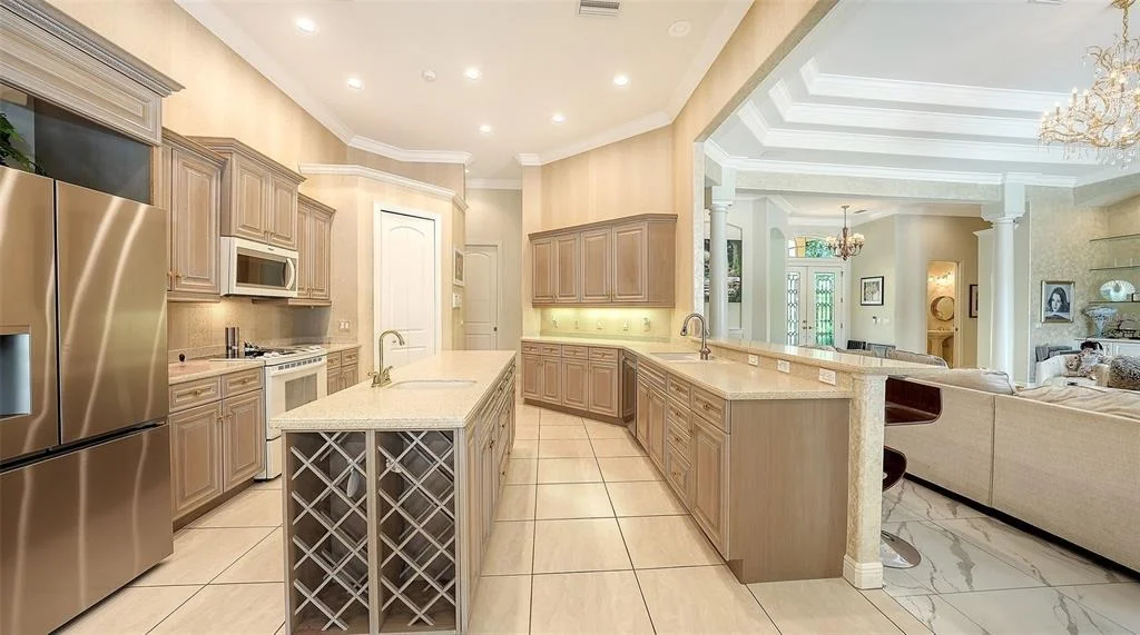 Photo of 402 MACEWEN DRIVE