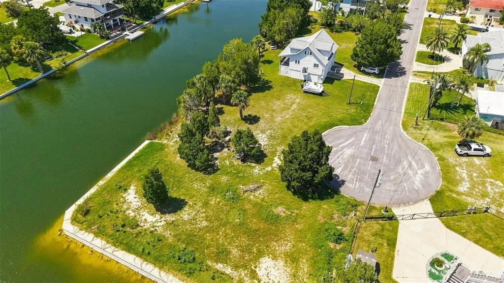 Photo of 3167 HIBISCUS DRIVE