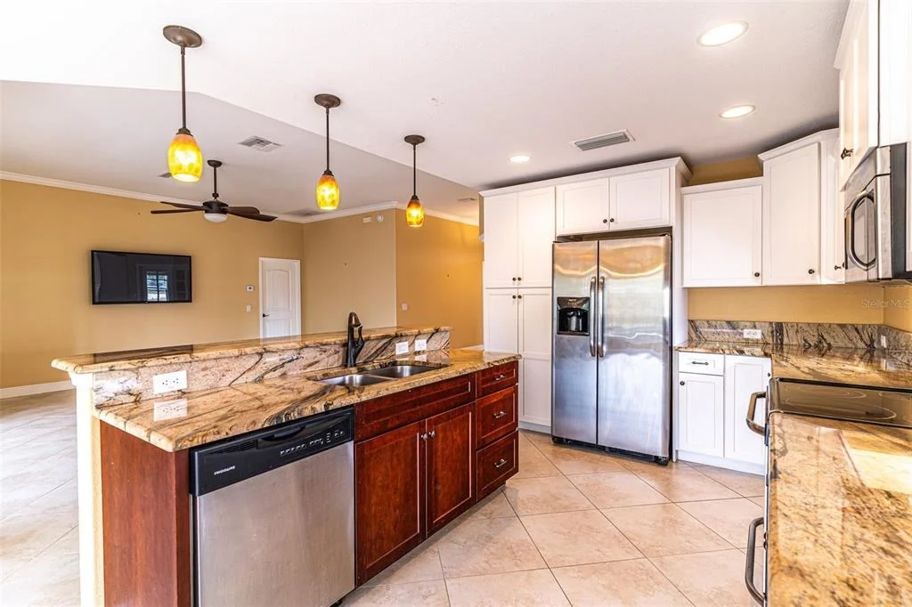 Photo of 3715 SEBRING PARKWAY