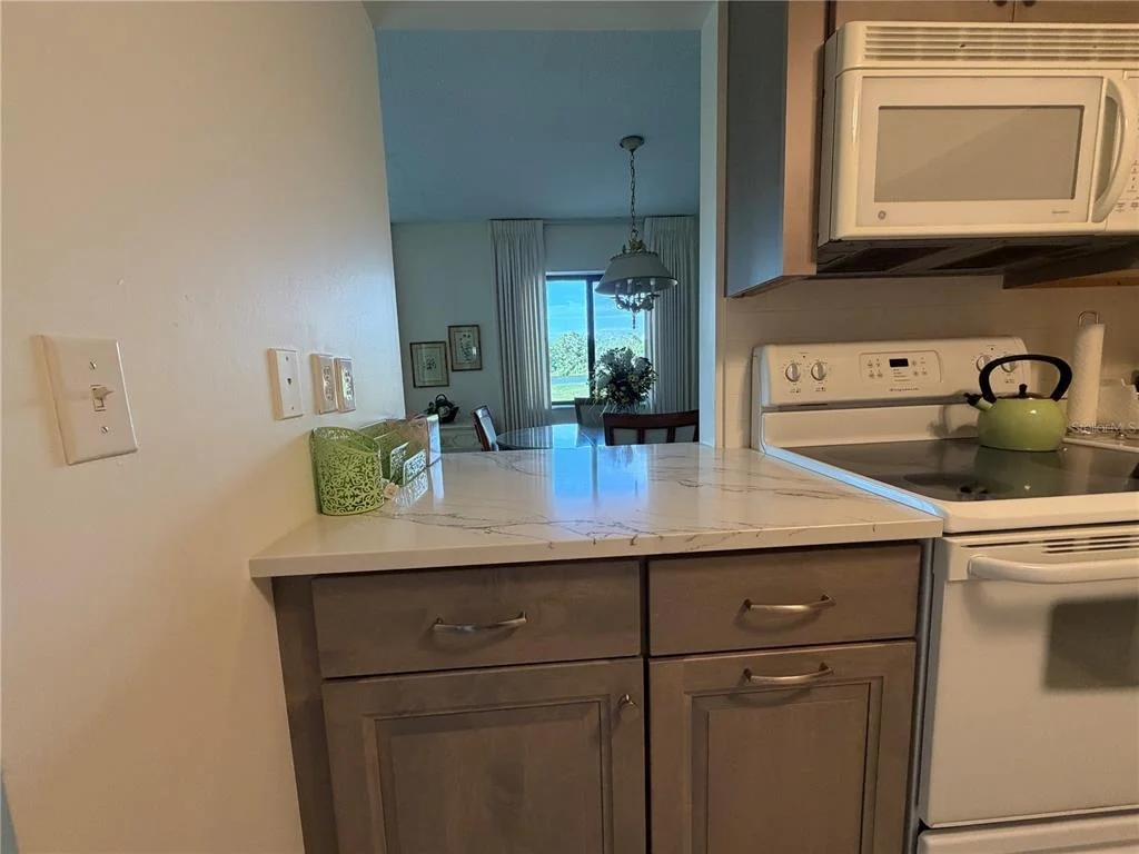 Photo of Unit A at 656 MIDWAY DRIVE
