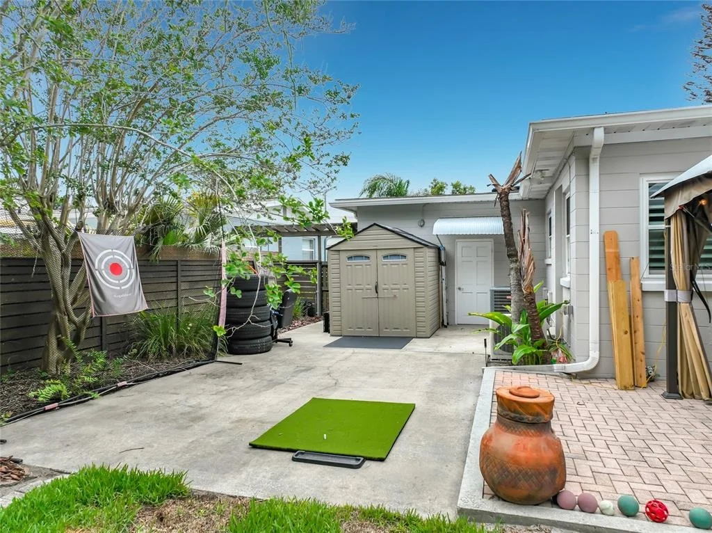Photo of 2806 VINE STREET